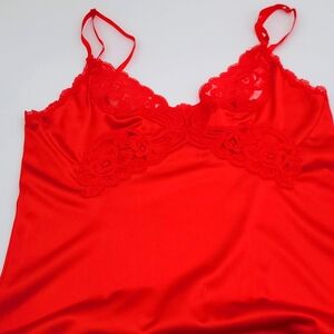 Vanity Fair Red Lace Slip‎ Women's Size 34 BF
